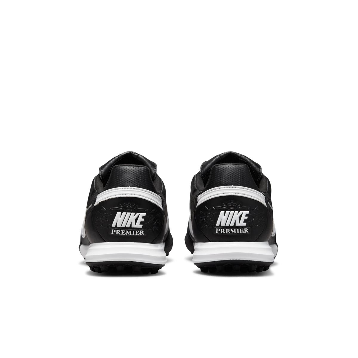 product/n/i/nike_at6178-010_3000.jpg