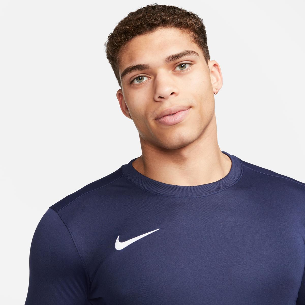 product/n/i/nike_bv6706-410-phsym001-nw121324.jpg
