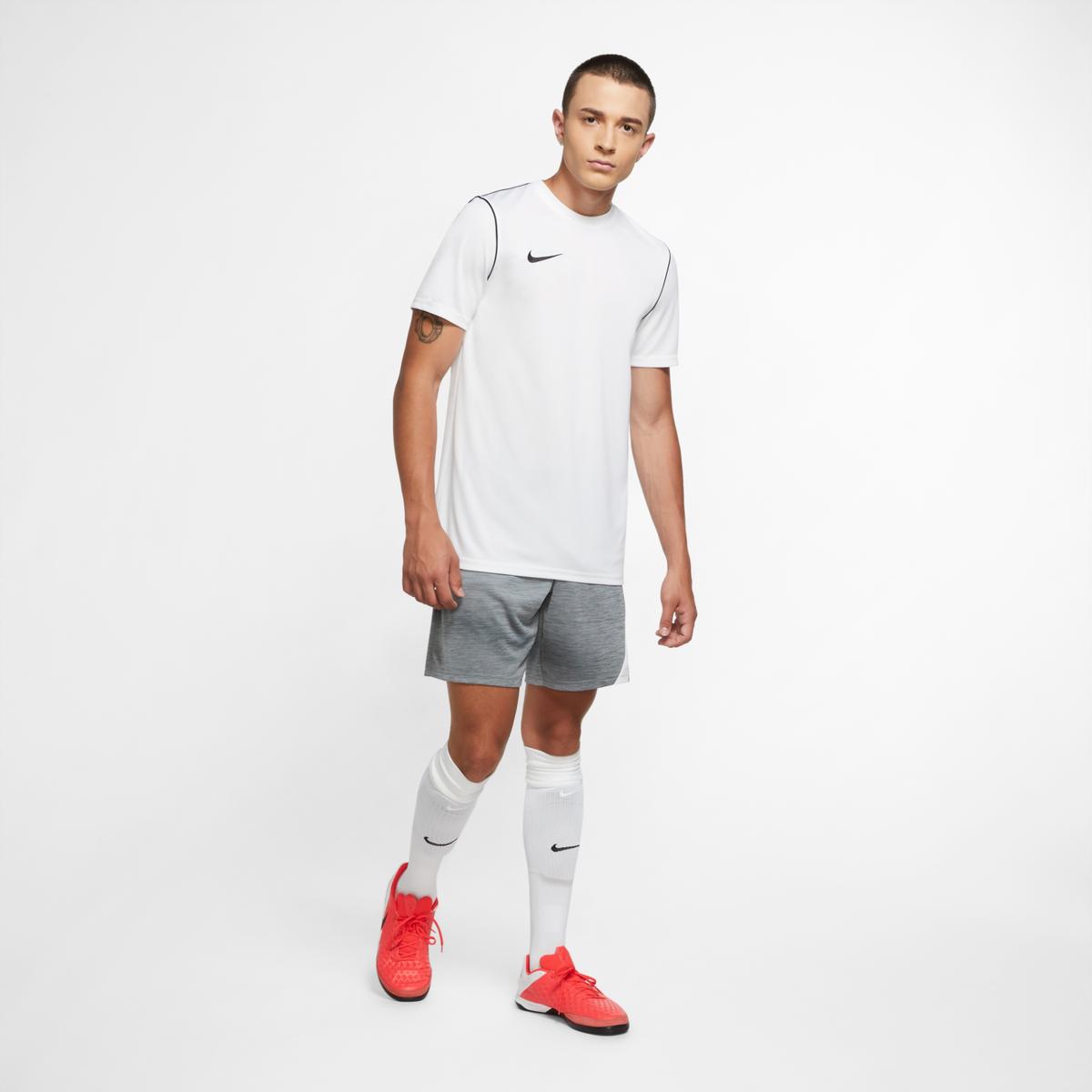 product/n/i/nike_bv6883-100-phsym002-nw121324.jpg