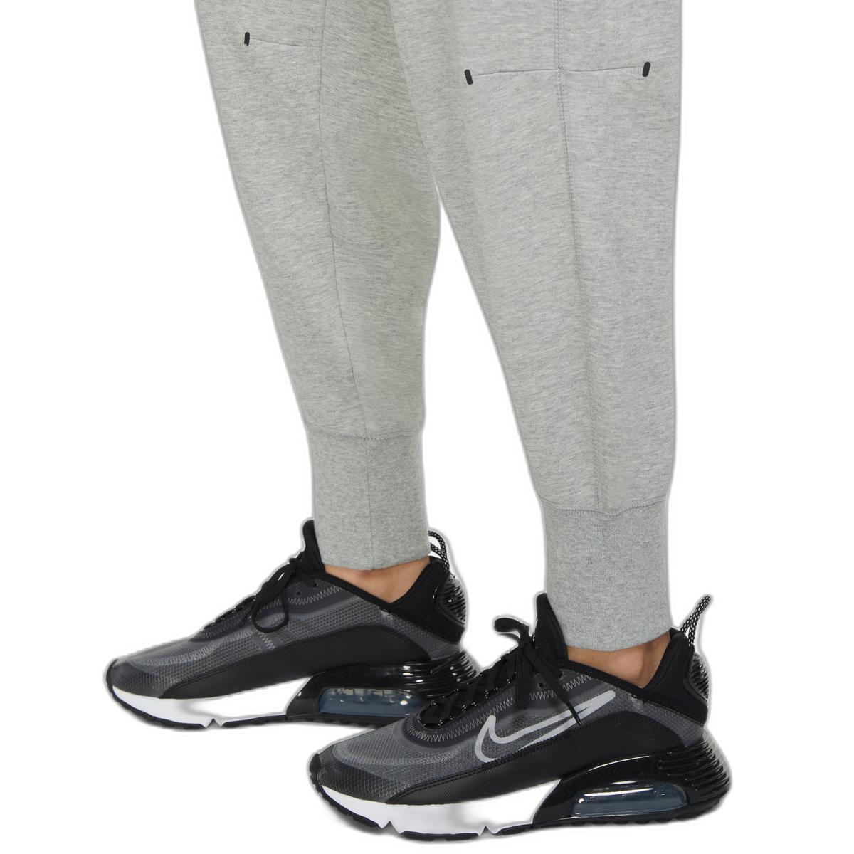product/n/i/nike_cw4292-063-phsym004.jpg