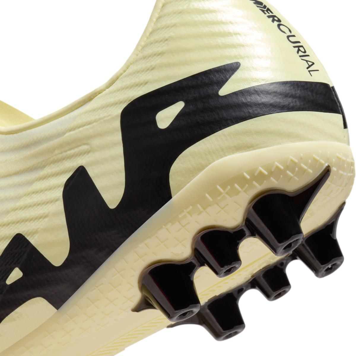 product/n/i/nike_dj5630-700-phsyd002.jpg
