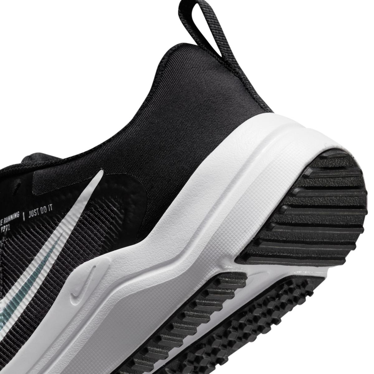 product/n/i/nike_dm4194-003_8_x0.jpg