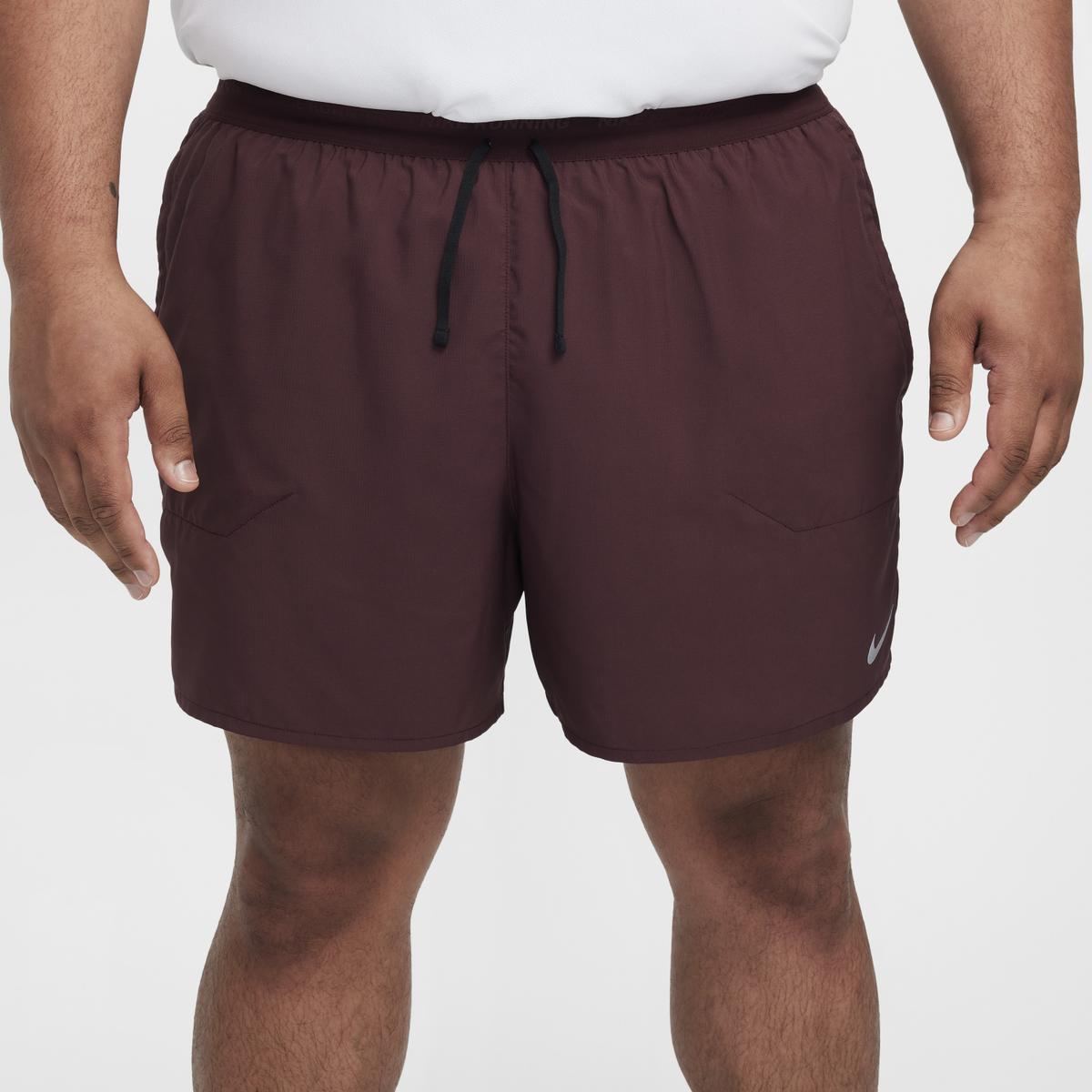 product/n/i/nike_dm4755-652_burgundy-crush-black-reflective-silv_9.jpg