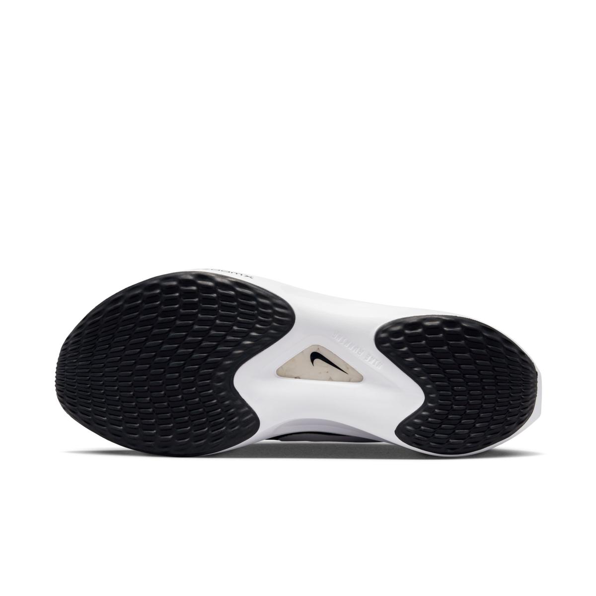 product/n/i/nike_dm8968-001_9000.jpg