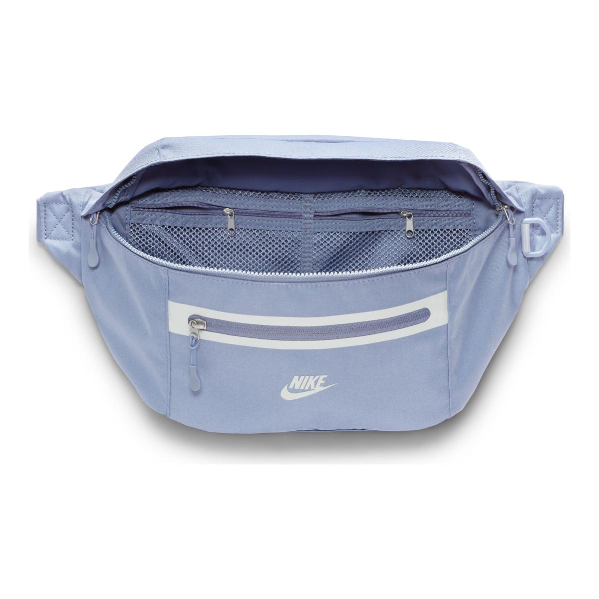 product/n/i/nike_dn2556-493-phsyd002.jpg