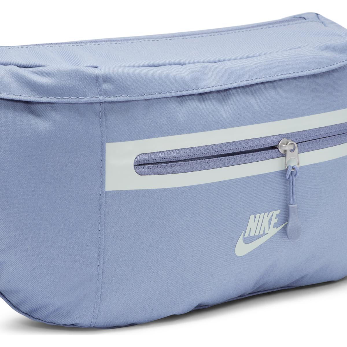 product/n/i/nike_dn2556-493-phsyd003.jpg