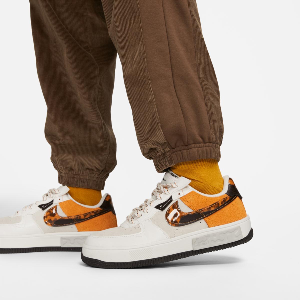 product/n/i/nike_dq6926-259-phsym002.jpg