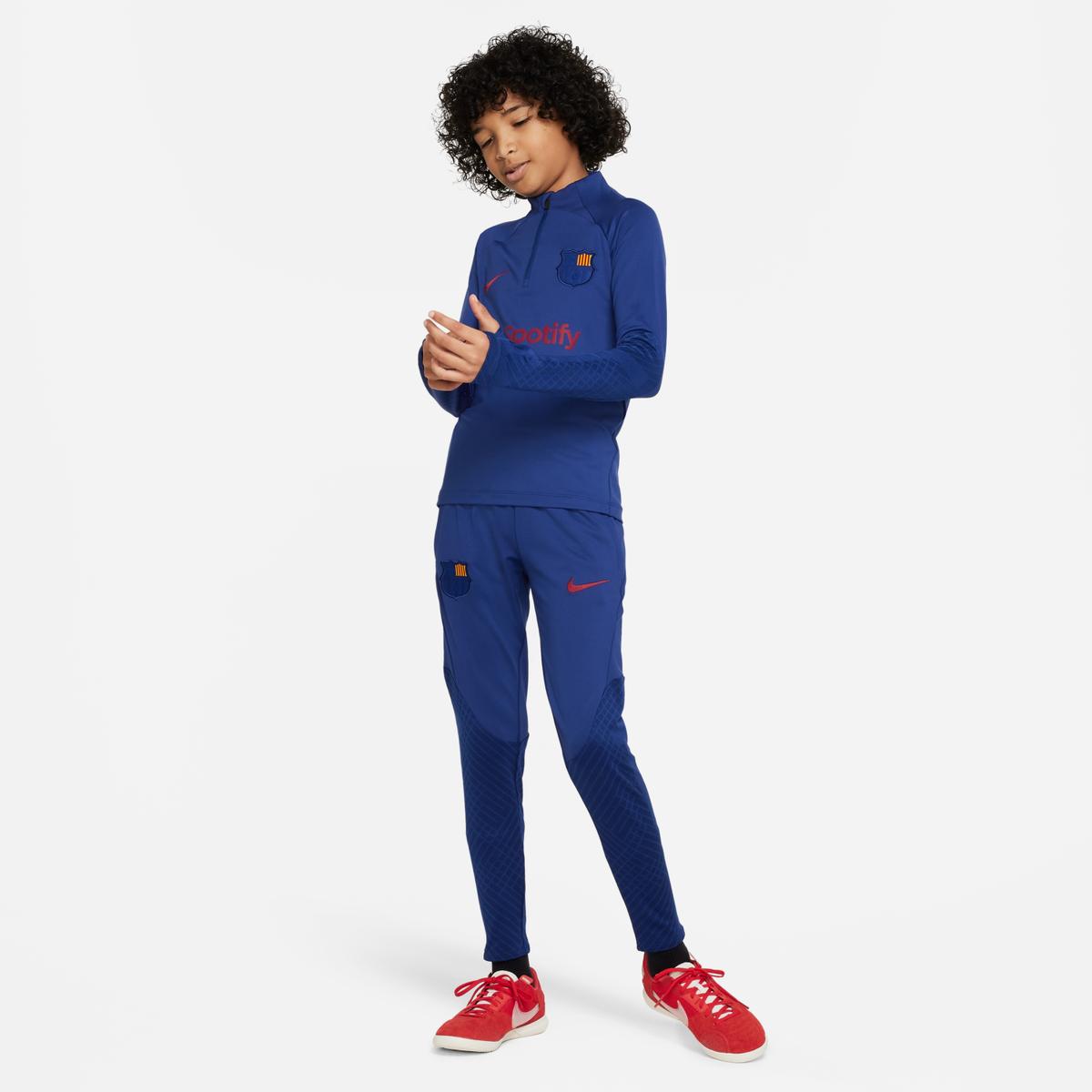 product/n/i/nike_dr5068-455-phsym005-nw110824.jpg