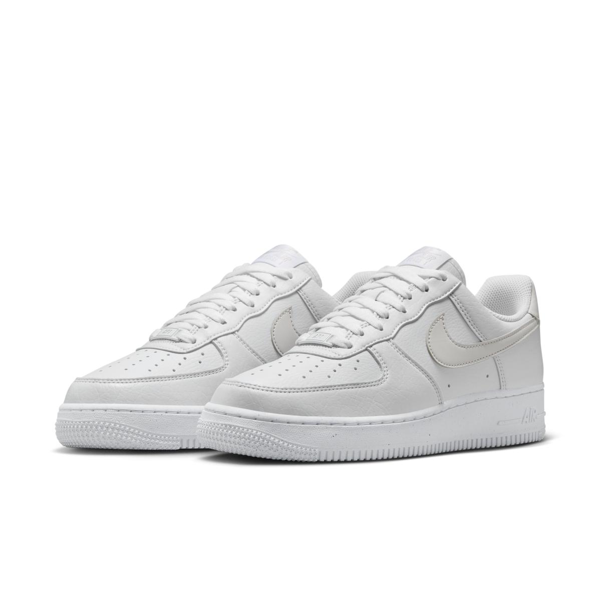 product/n/i/nike_dv3808-109_white-vast-grey_1.jpg
