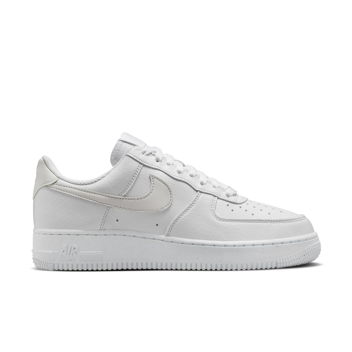 product/n/i/nike_dv3808-109_white-vast-grey_3.jpg