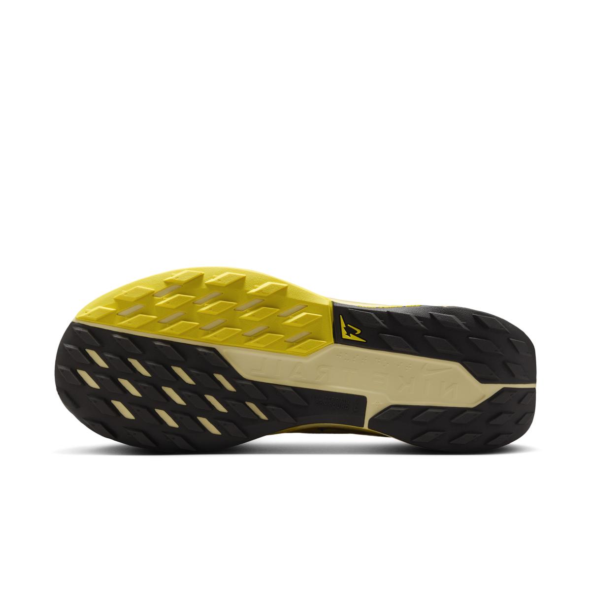 product/n/i/nike_dv3864-700_saturn-gold-white-lightening-alabaster_7.jpg