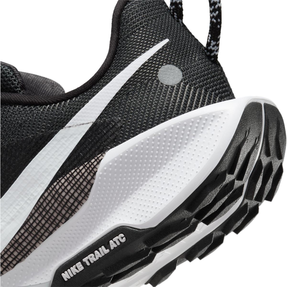 product/n/i/nike_dv3865-001-phsyd002.jpg