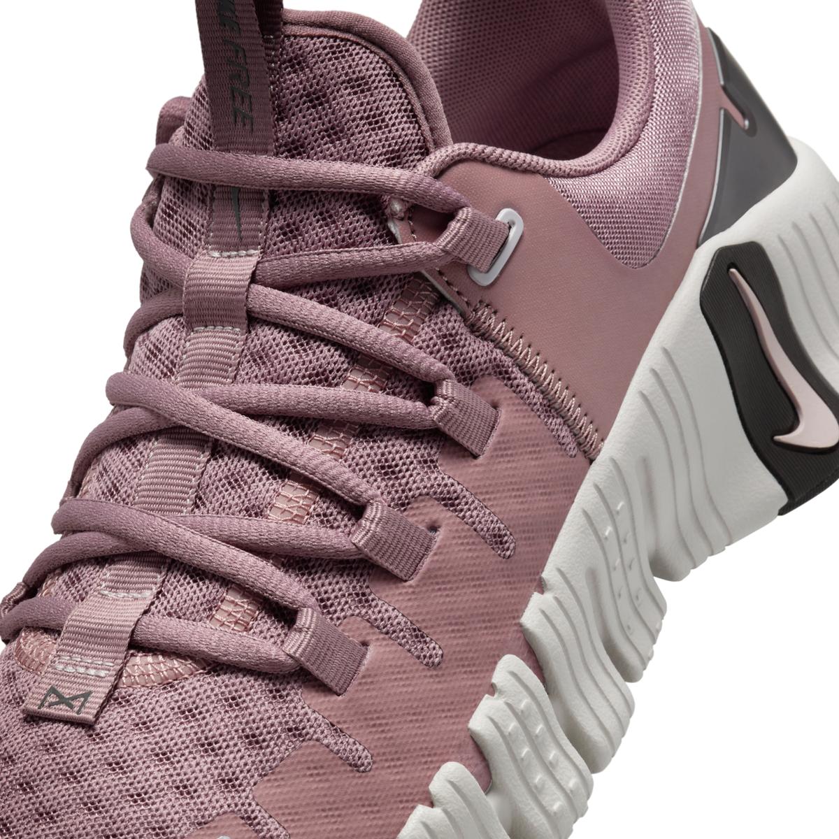 product/n/i/nike_dv3950-201-phsyd001.jpg