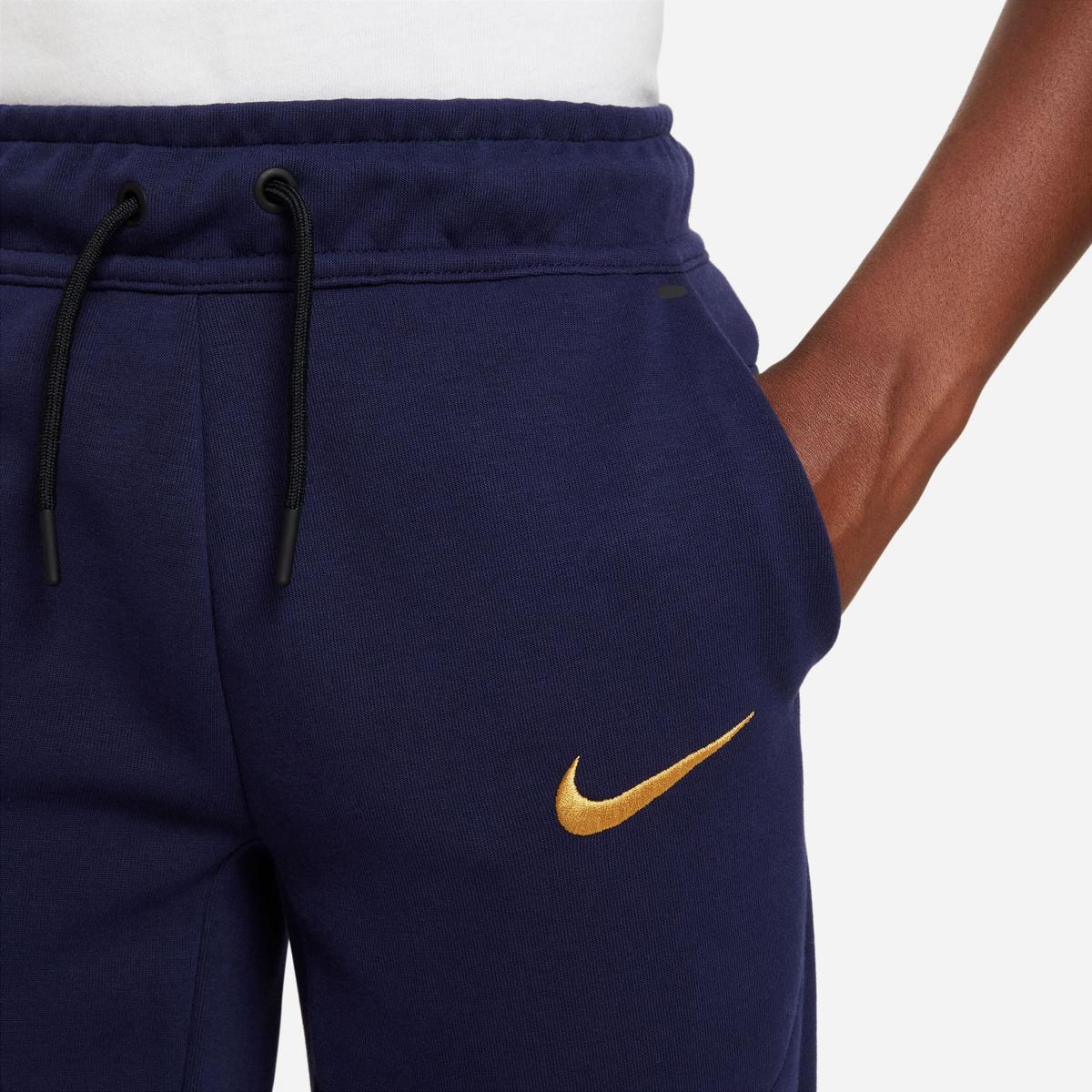 product/n/i/nike_dv4847-498-phsym001_xx.jpg