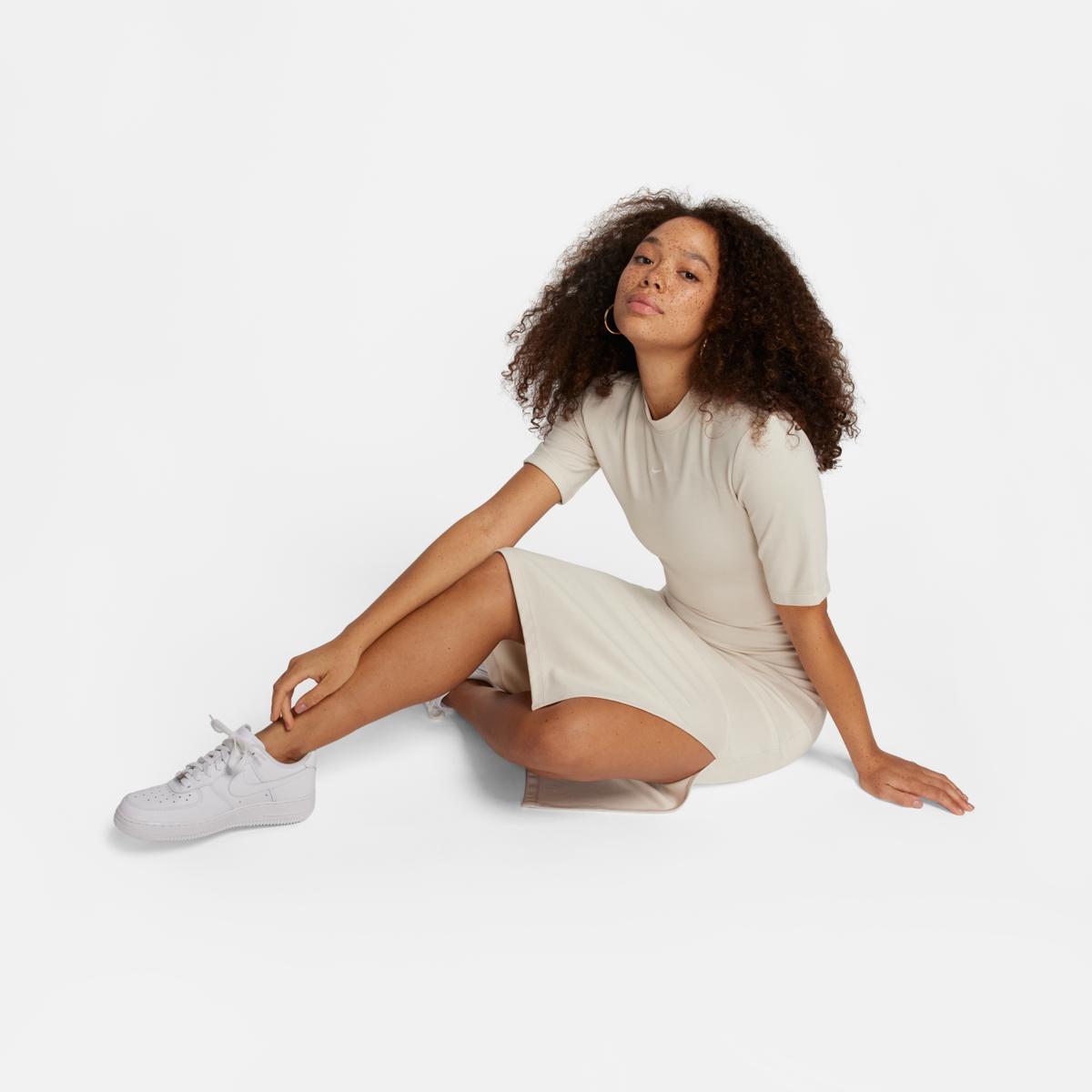 product/n/i/nike_dv7878-104-phsym005.jpg