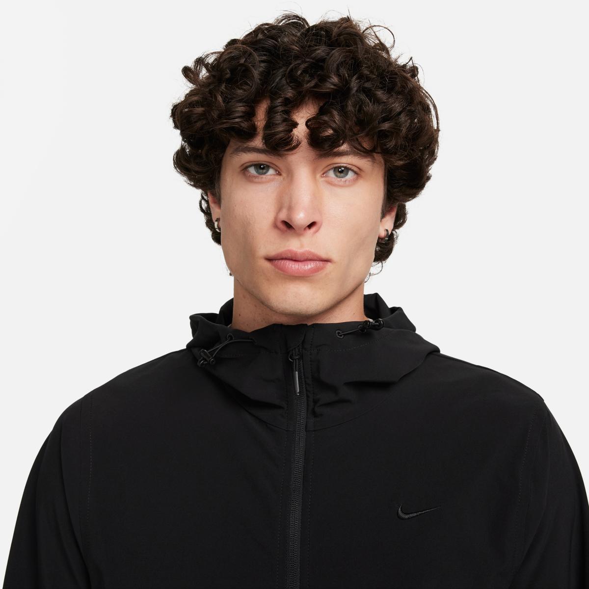 product/n/i/nike_fb7551-010-phsym001.jpg