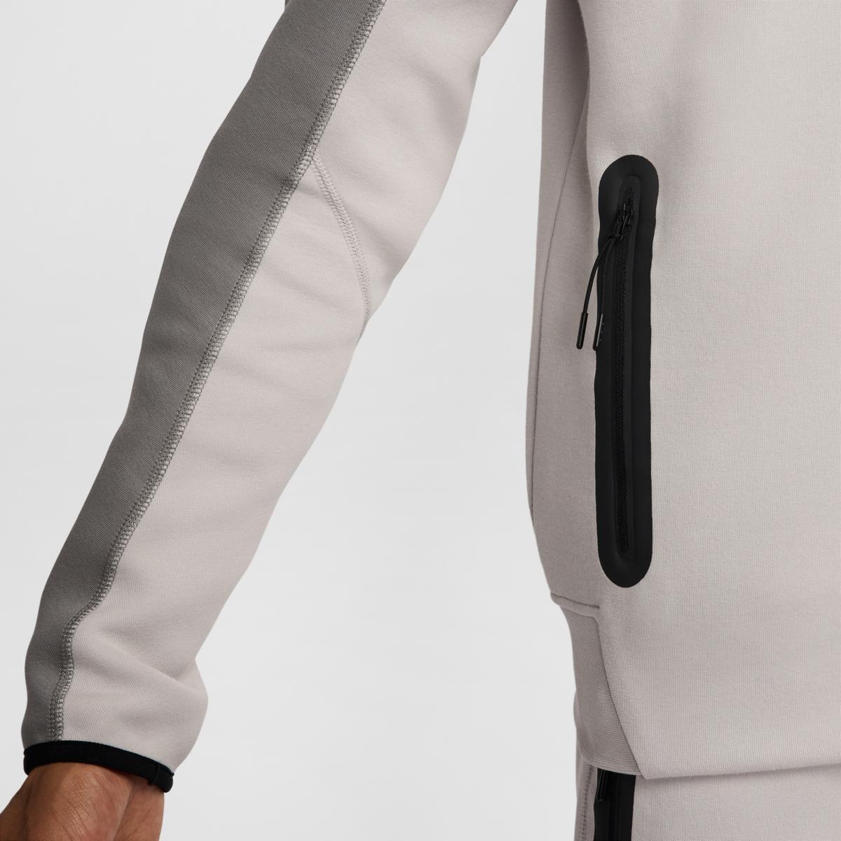 product/n/i/nike_fb7921-014-phsym005_082824.jpg