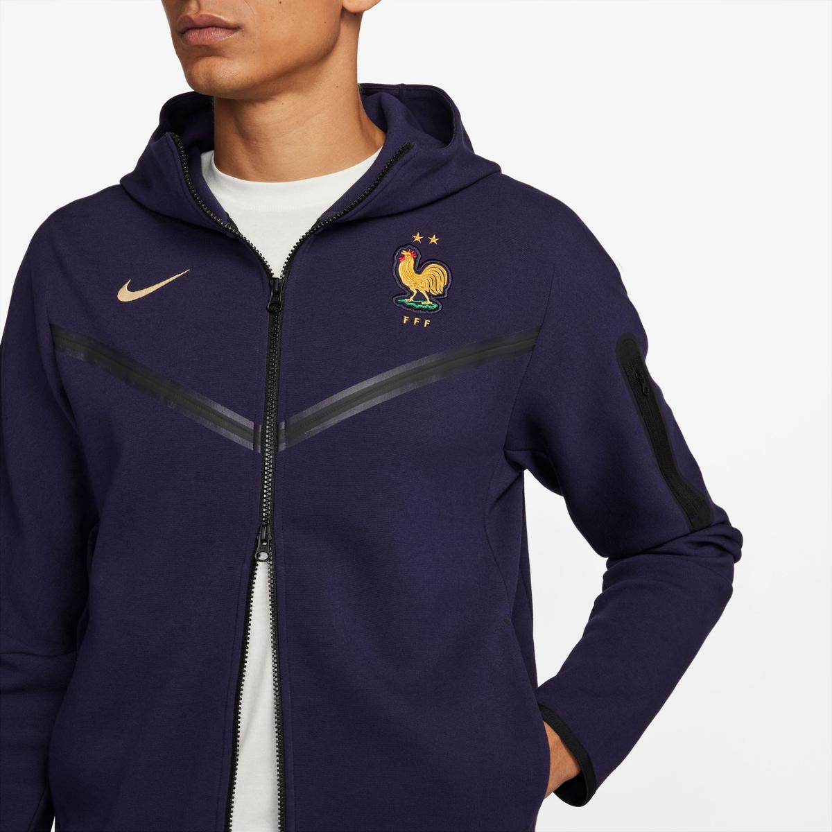product/n/i/nike_fj8155-498-phsym001.jpg