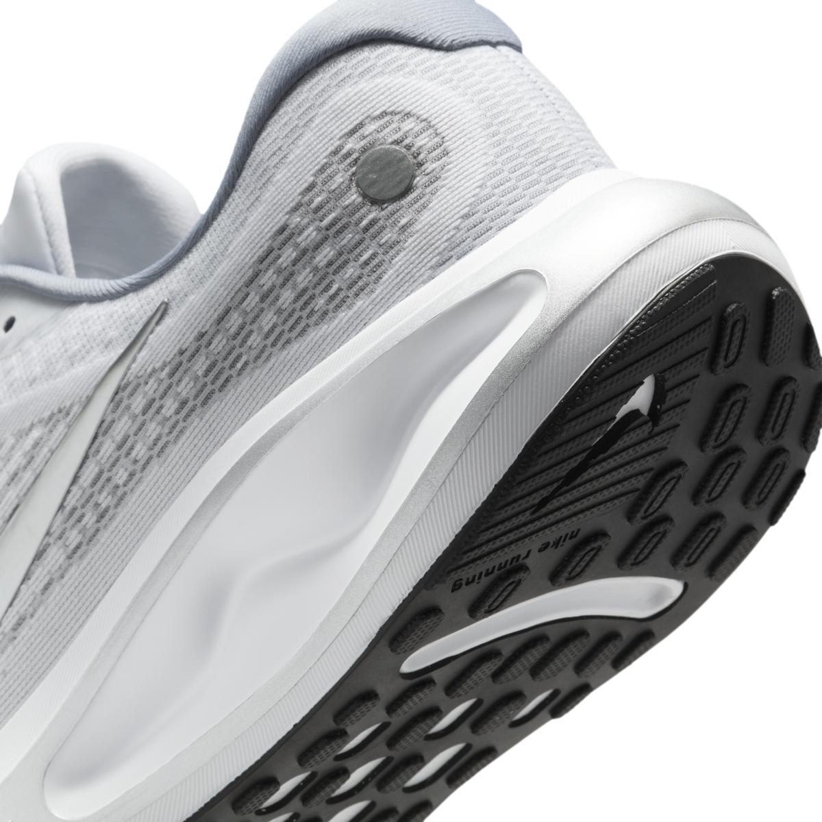 product/n/i/nike_fn0228-104_white-metallic-silver-black-ashen-slate_9.jpg