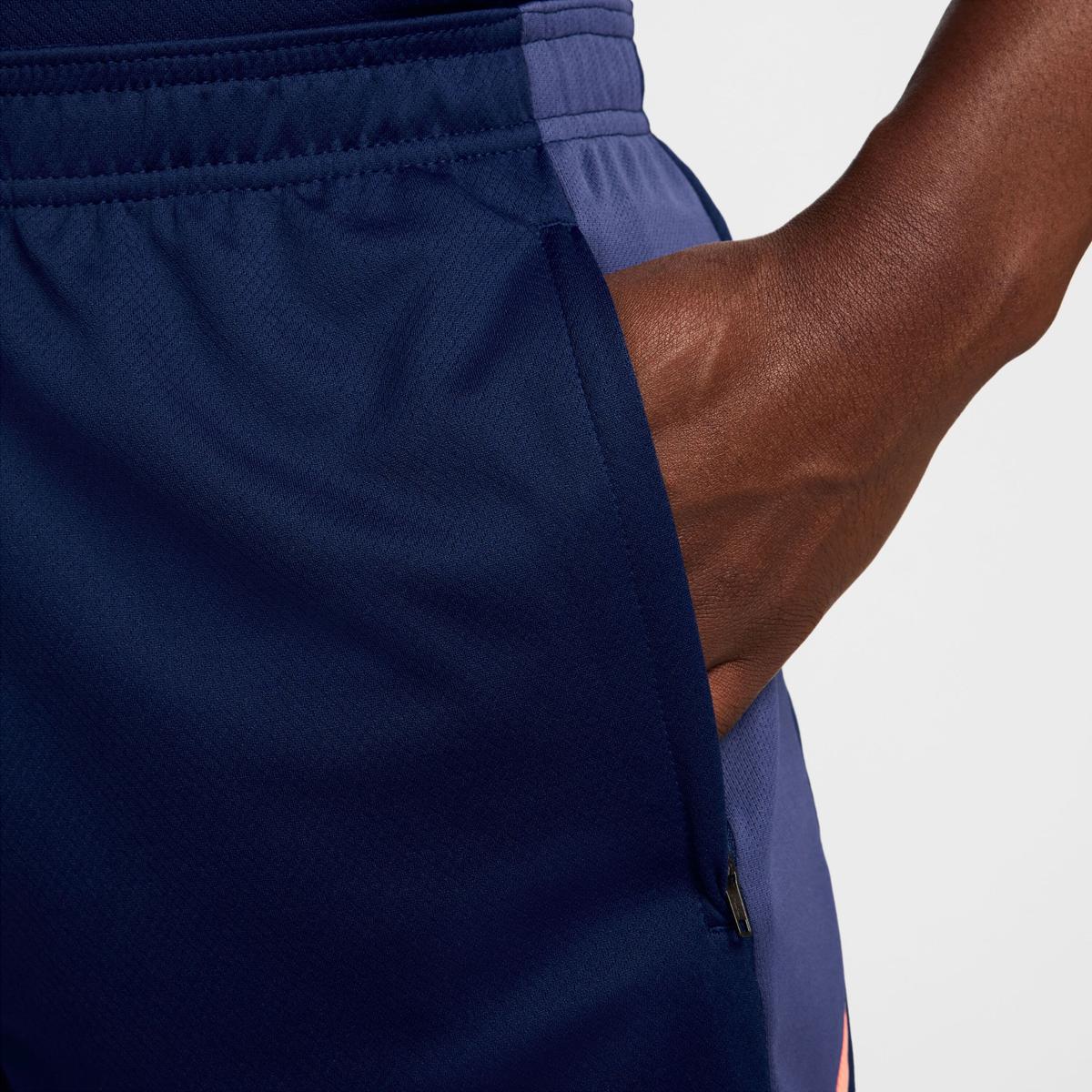 product/n/i/nike_fn2401-493-phsym004.jpg
