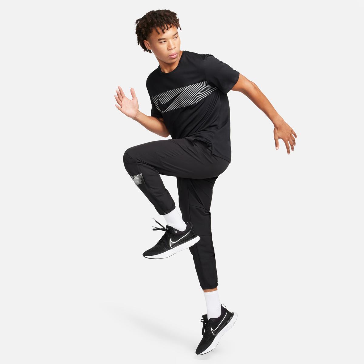 product/n/i/nike_fn3051-010-phsym004.jpg