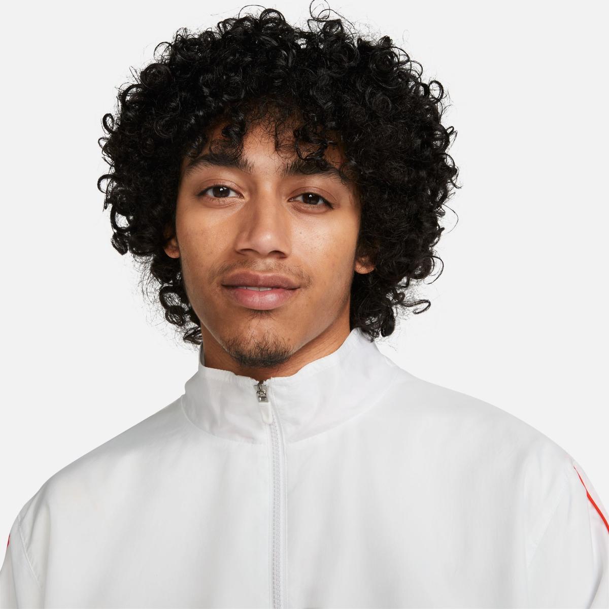 product/n/i/nike_fn7687-121_blanc-sommet-noir_3.jpg