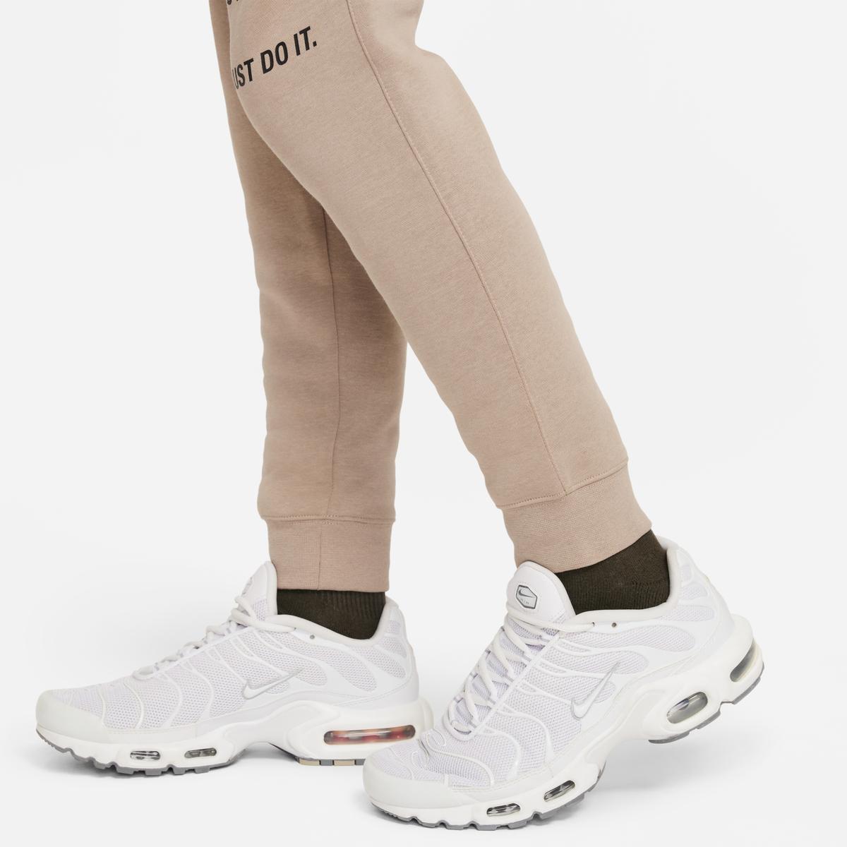 product/n/i/nike_fn7712-247-phsym004.jpg
