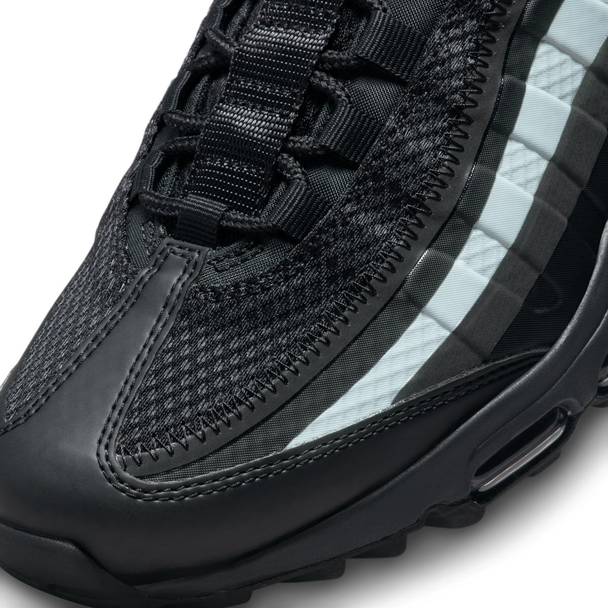 product/n/i/nike_fn7802-001-phsyd001.jpg