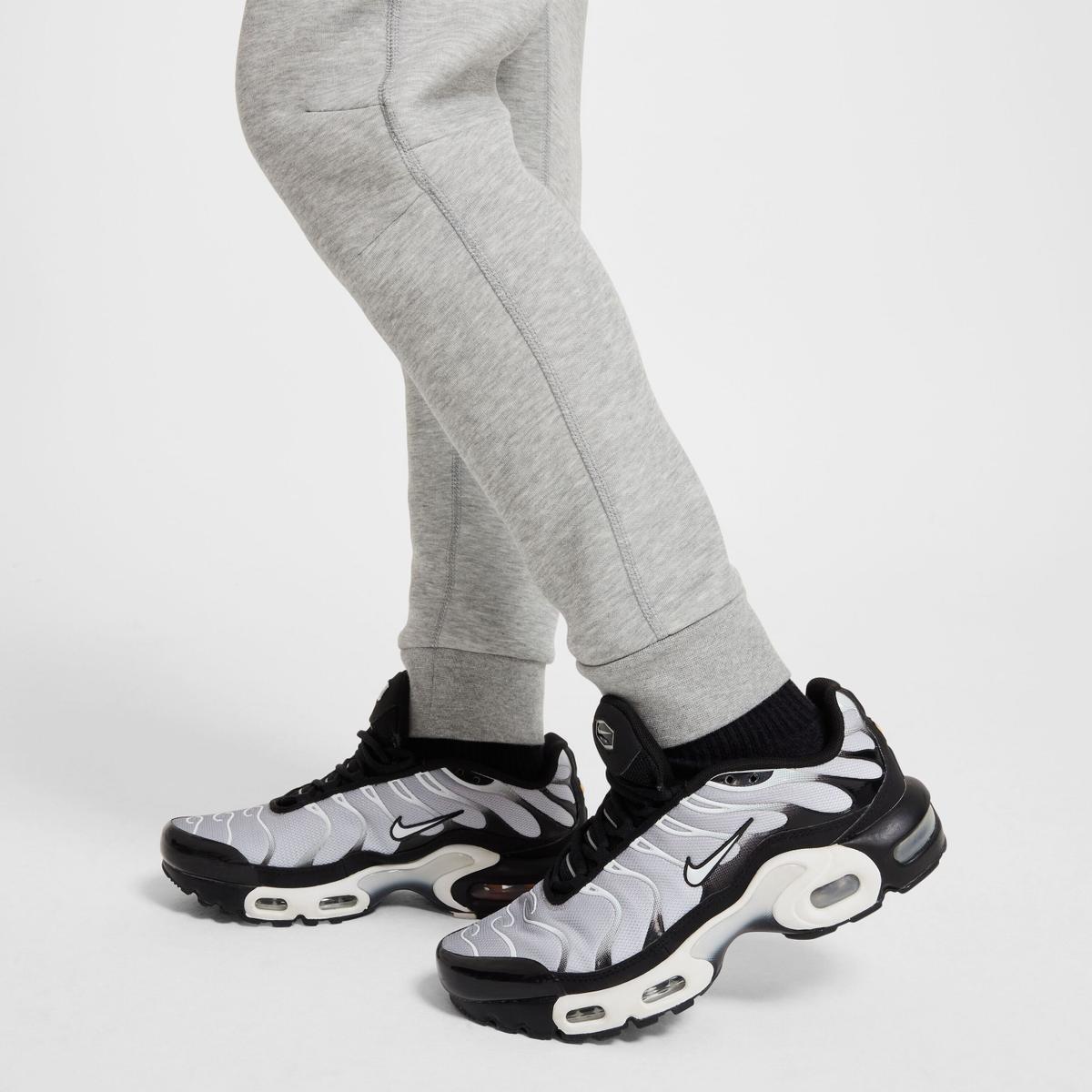 product/n/i/nike_fn8503-063-phsym004_082824.jpg