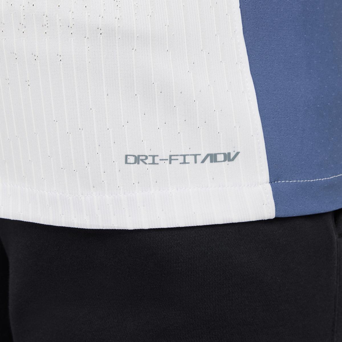 product/n/i/nike_fn8772-123-phsym007-nw112724.jpg
