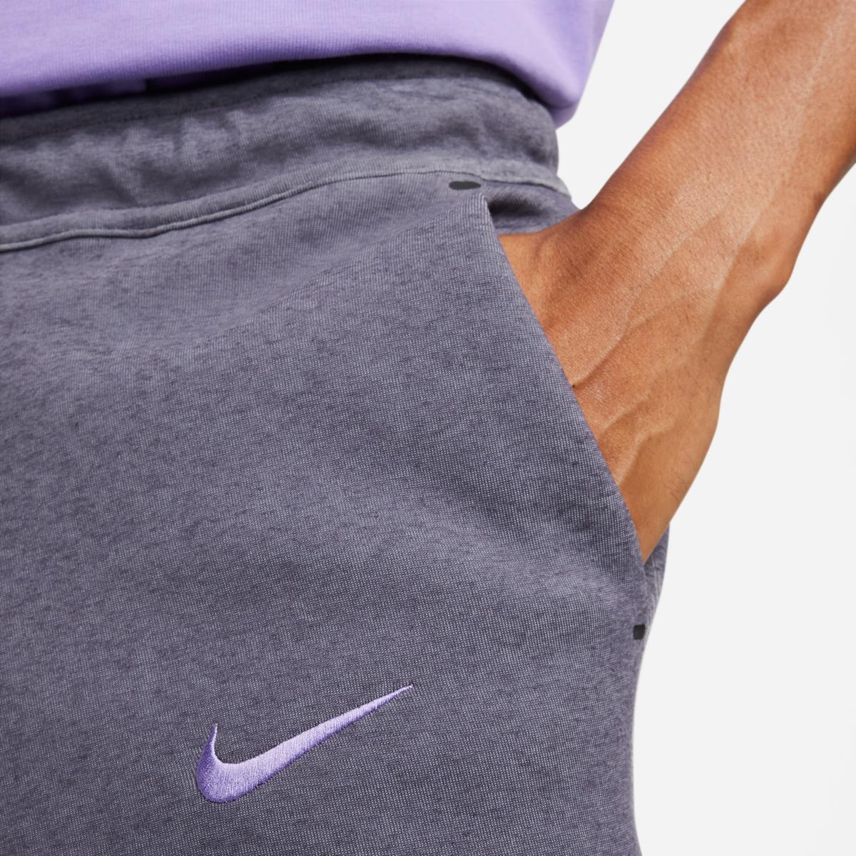 product/n/i/nike_fq8021-015-phsym001.jpg