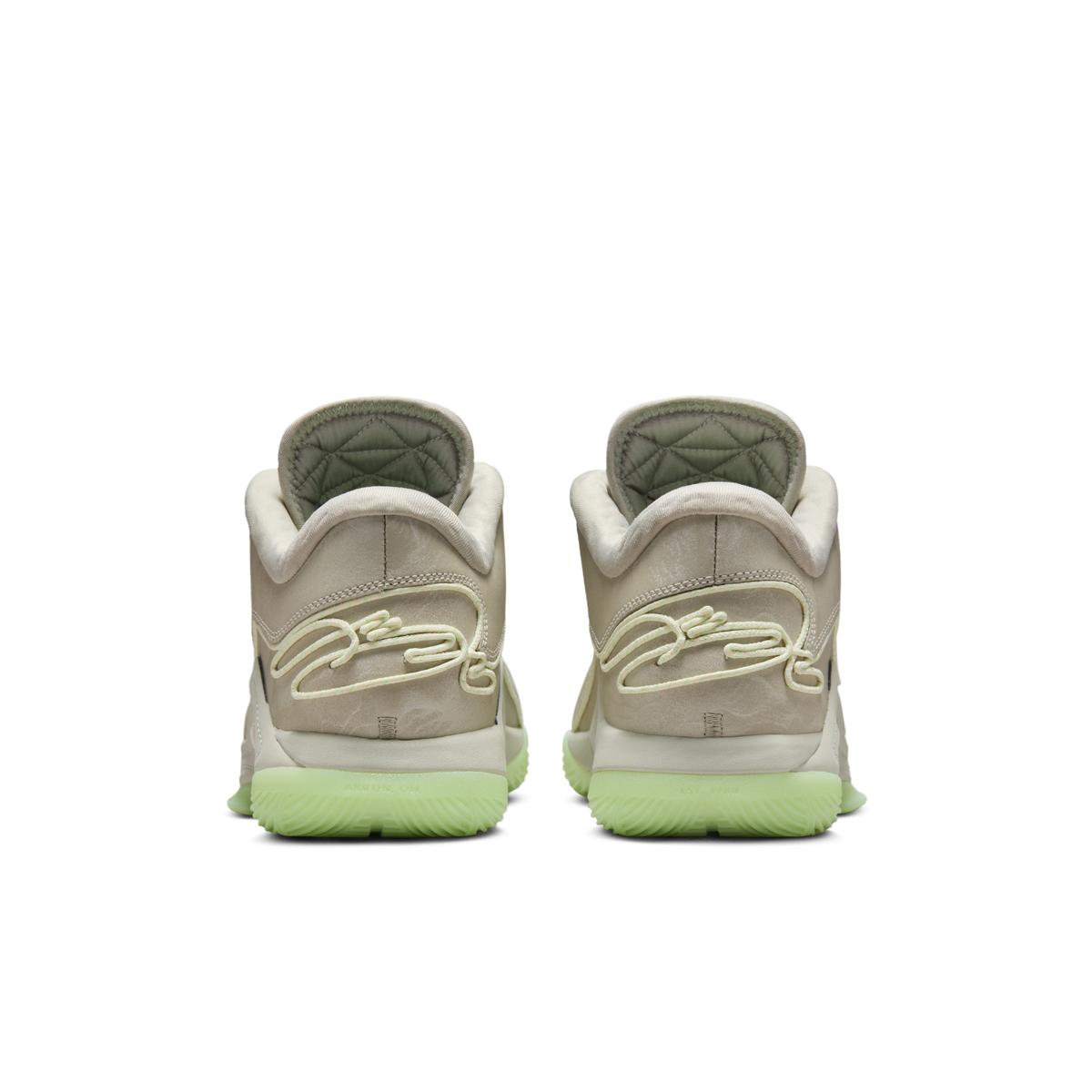 product/n/i/nike_fz1094-002_light-bone-vapor-green-soft-pearl_1.jpg