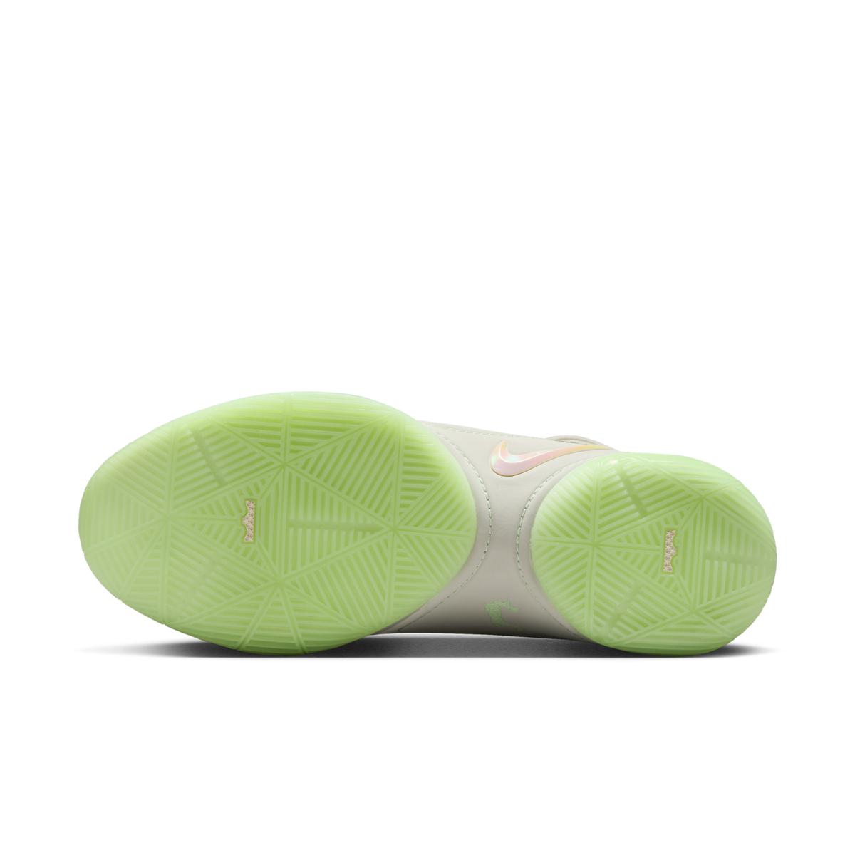 product/n/i/nike_fz1094-002_light-bone-vapor-green-soft-pearl_5.jpg