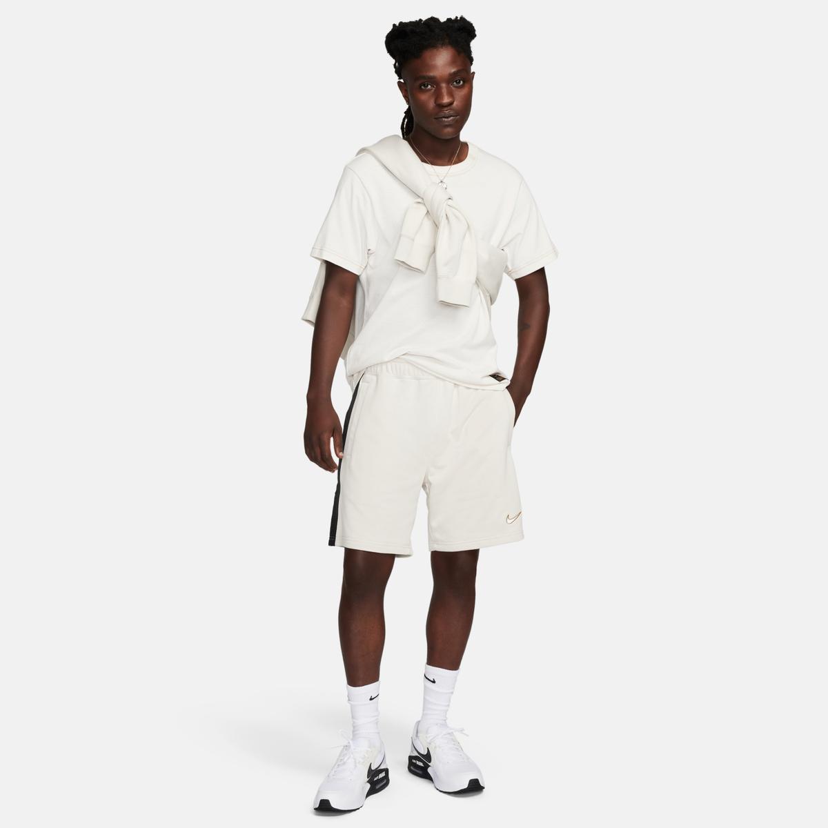 product/n/i/nike_fz4708-104-phsym006.jpg