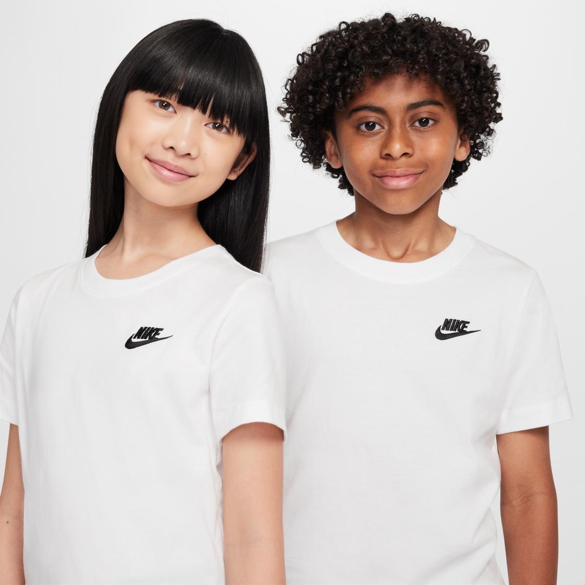product/n/i/nike_fz5177-100-phcym001.jpg
