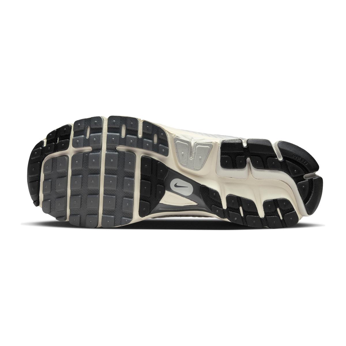 product/n/i/nike_hf0731-007-phsuh000.jpg