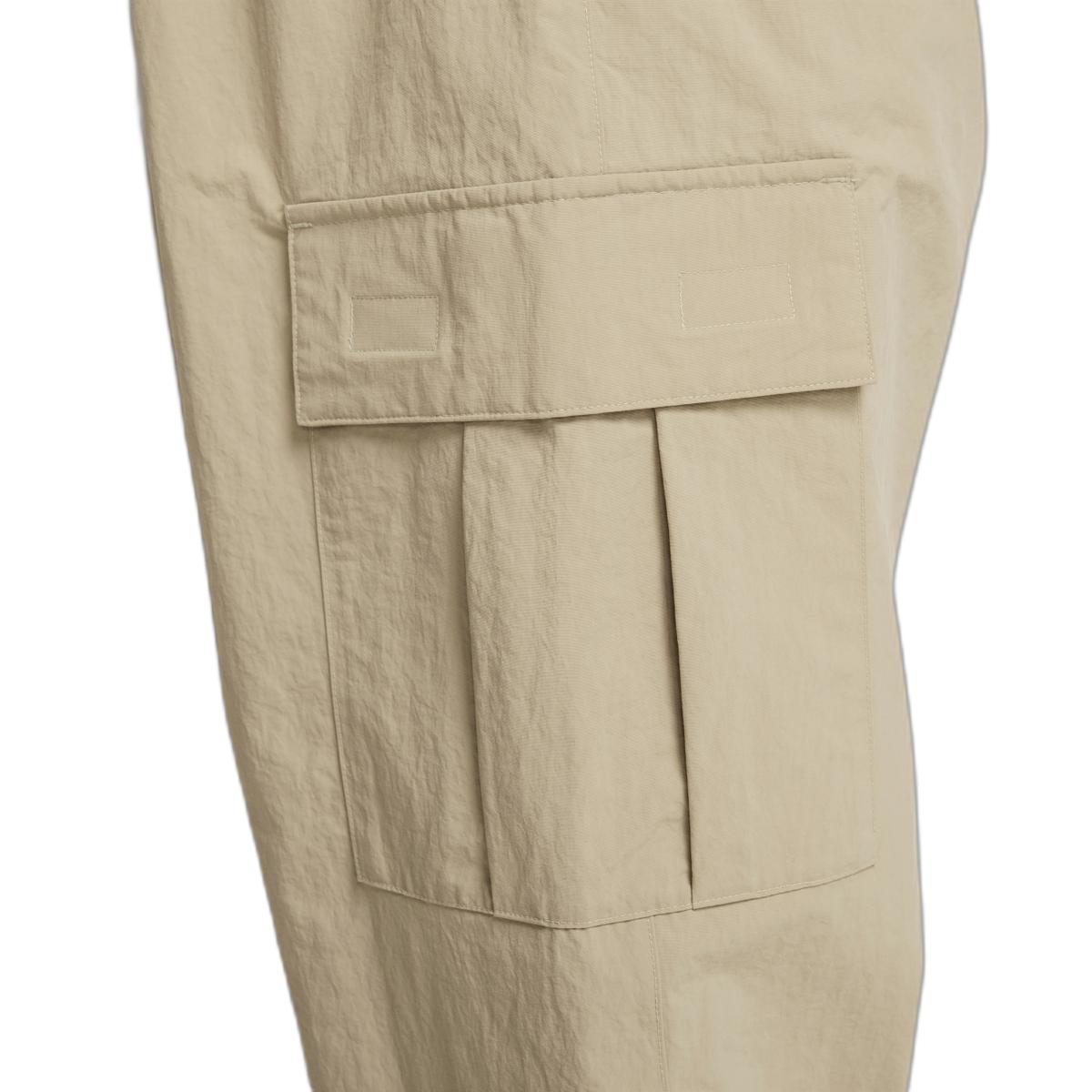 product/n/i/nike_hj1990-297_parachute-beige-white_1.jpg