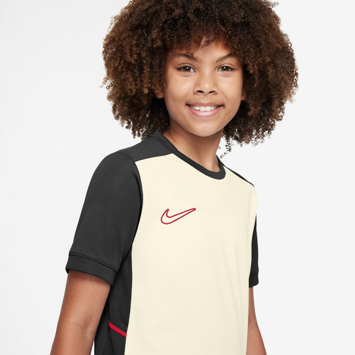 product/n/i/nike_hj3716-133-phsym001.jpg