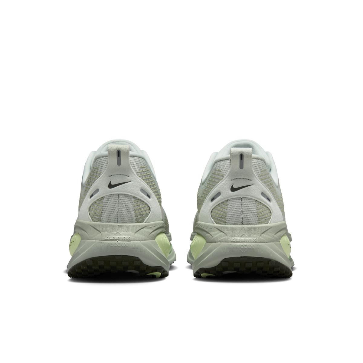product/n/i/nike_hm6803-002_light-silver-college-grey-barely-volt_3.jpg