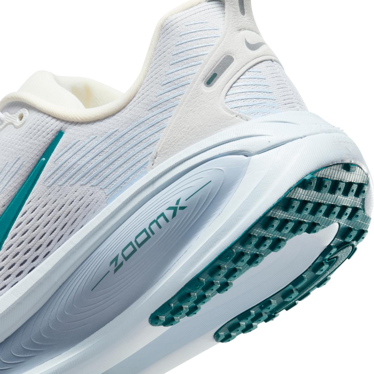 product/n/i/nike_hm6804-103-phsyd002.jpg