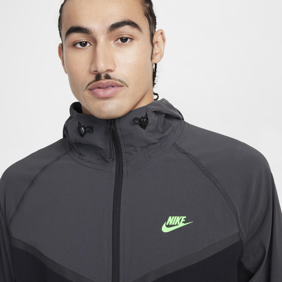 product/n/i/nike_hm7151-013_black-anthracite-green-strike_3.jpg