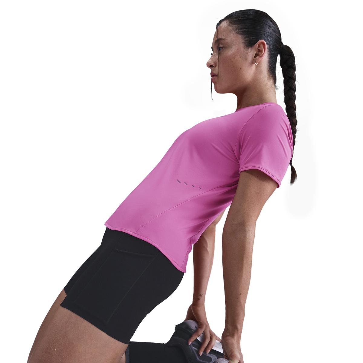 product/n/i/nike_hm9698-675_playful-pink-reflective-silv_1.jpg