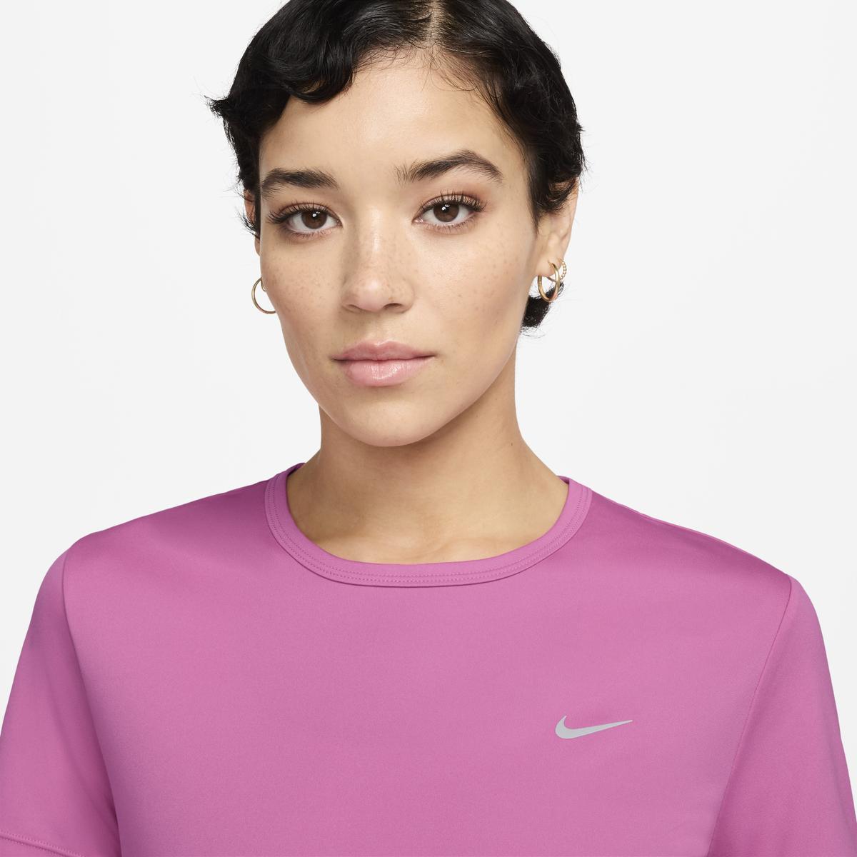 product/n/i/nike_hq0648-675_playful-pink-reflective-silv_5.jpg