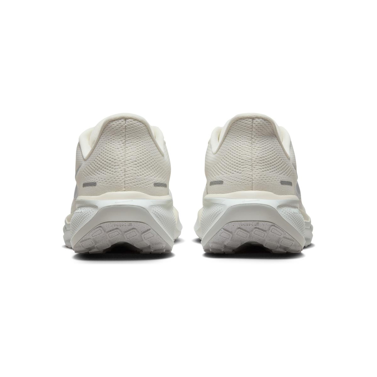 product/n/i/nike_hq3492-133-phcbh000.jpg