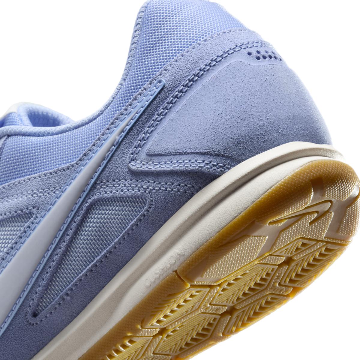 product/n/i/nike_hq6020-401_aluminum-palest-purple-gum-light-brown_10.jpg