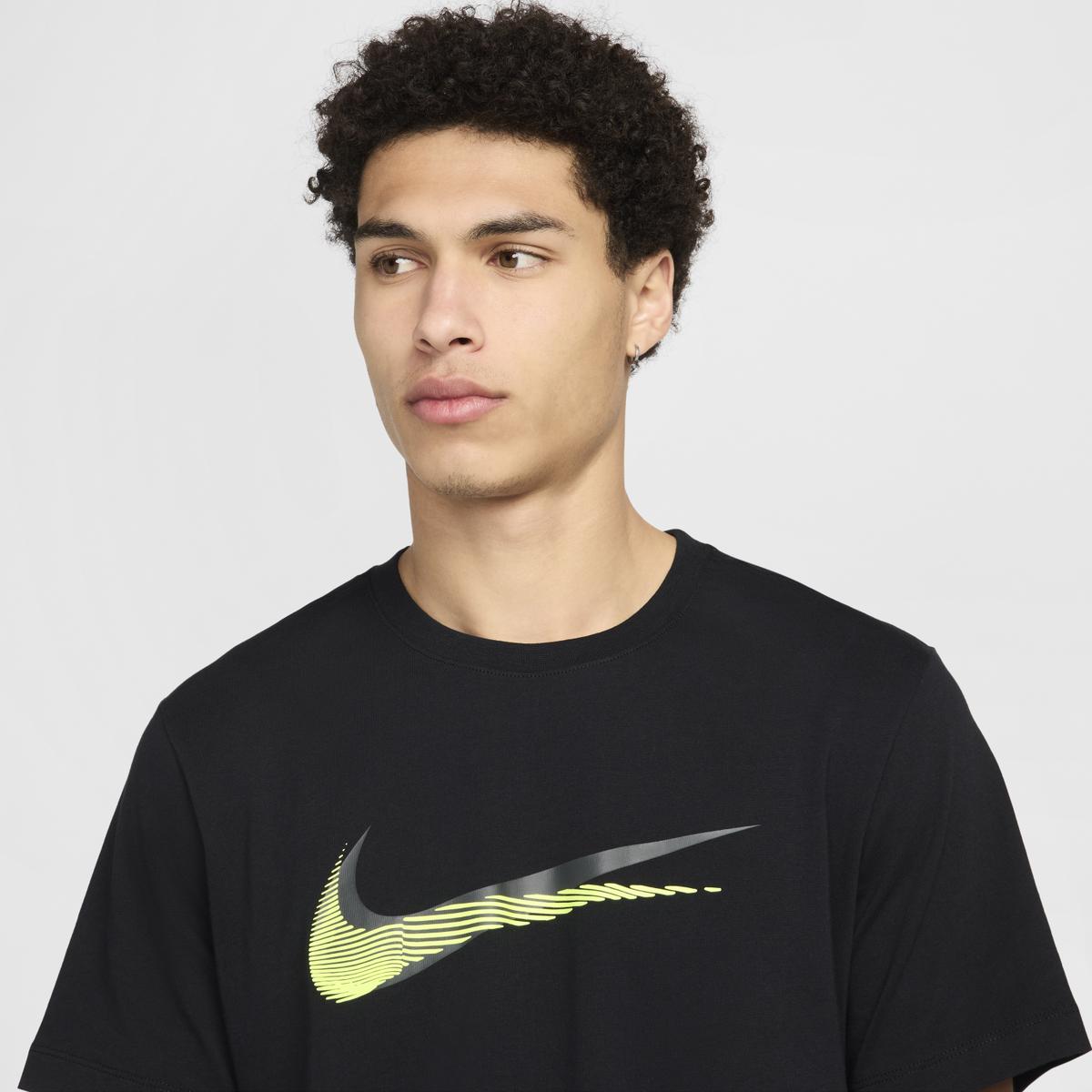 product/n/i/nike_hq8092-010_black_3.jpg