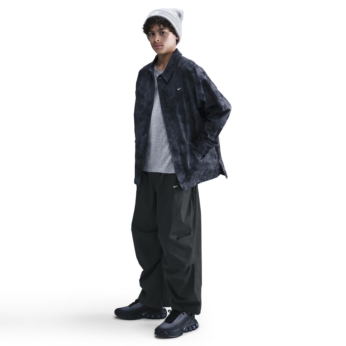 product/n/i/nike_hq8889-010_black-white_5.jpg