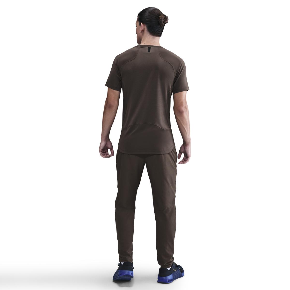 product/n/i/nike_hv0409-237_baroque-brown-black_2.jpg