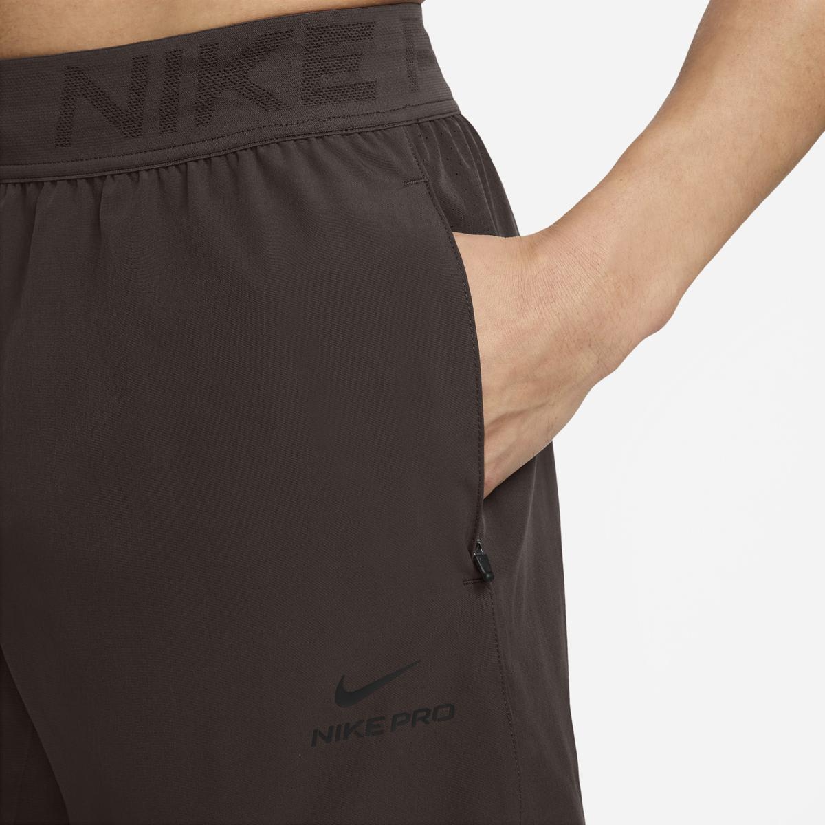 product/n/i/nike_hv0411-237_baroque-brown-black_4.jpg