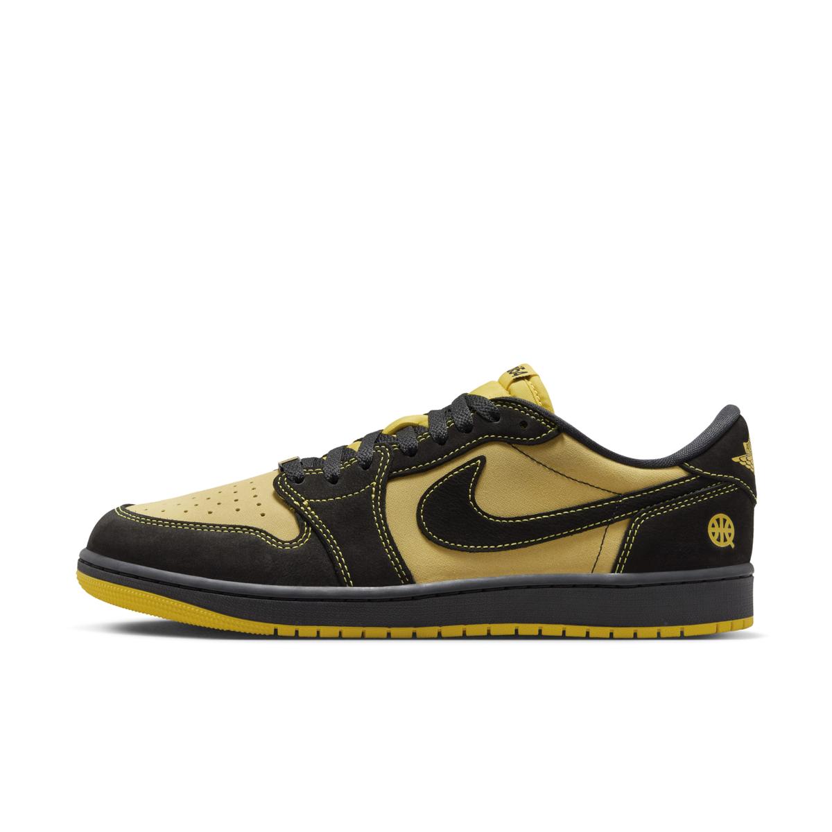 product/n/i/nike_ib8836-007_black-tour-yellow-chile-red_9.jpg